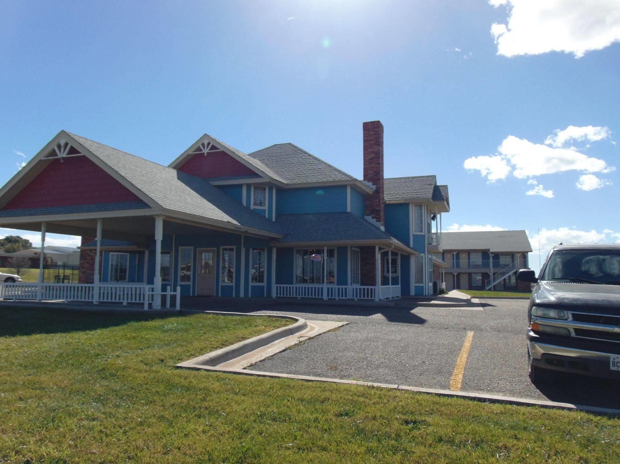 Heritage House Inn Muleshoe Exterior photo